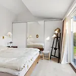 Annlisa - 750m From The Sea By Interhome
